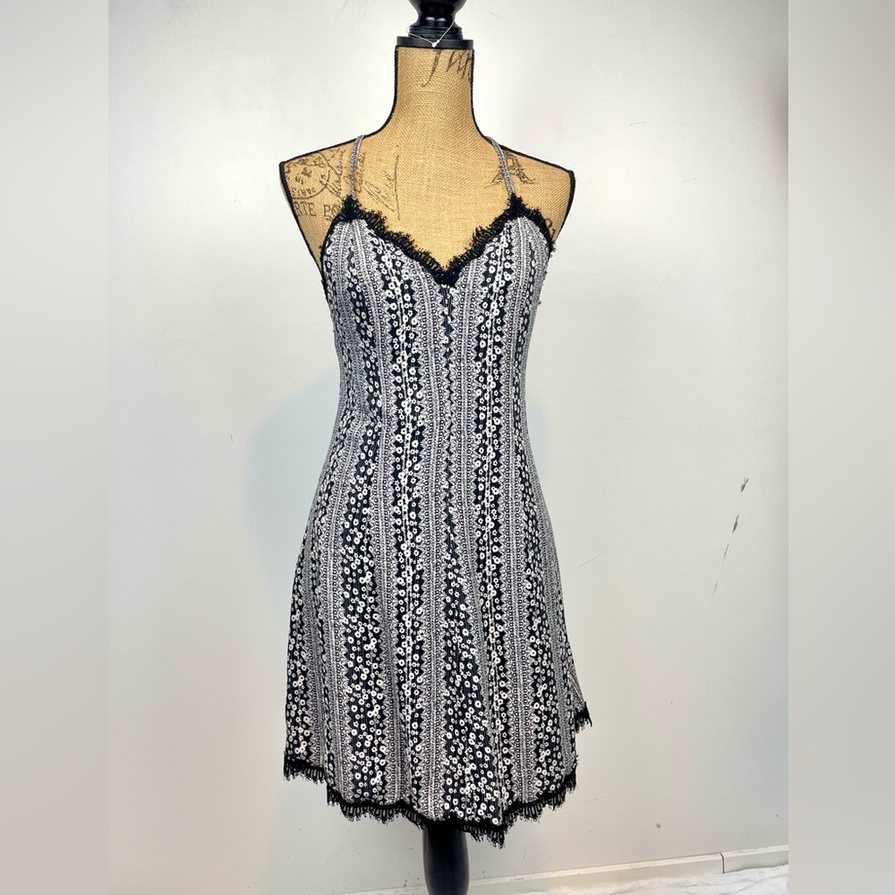alice olivia Lace Trim Mini Slip Dress Ditzy Daisy Black And White Size 8